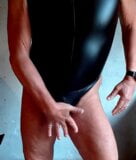 Thong wet suit for autumn rain showers snapshot 1