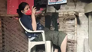 Gadis desa desi ketahuan menonton film porno dan melakukan ...