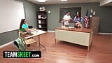 Leana y Juan aman a su profesora de sexo y compiten por la atención y el coño de Charlotte snapshot 4