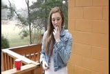 Hermosa chica fumando 120 snapshot 1