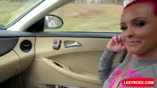 Lexy Roxx am Straßenrand weggefickt ! | xHamster