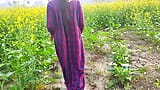 সর্ষে খেতে বৌদি কে চোদা !! Sarso ki khet me bhabi ko pel diya !! Khet me bhabhi ko choda snapshot 5