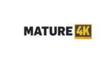 Mature4k. cattivo maturo chiede all'uomo di rinviare l'intervista snapshot 2