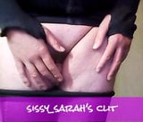 De clit van Sissy Sarah snapshot 6