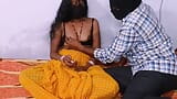 Casal indiano - boquete caseiro e lambendo buceta e fodendo vídeo snapshot 4