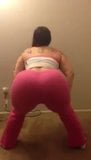 Pawg twerking in pink snapshot 3