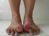 Mature curl and spread toes snapshot 9