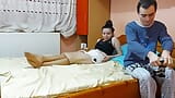 Pasangan amatur berkongkek tegar dan kasar di bilik tidur - video buatan sendiri penuh tanpa diedit snapshot 1