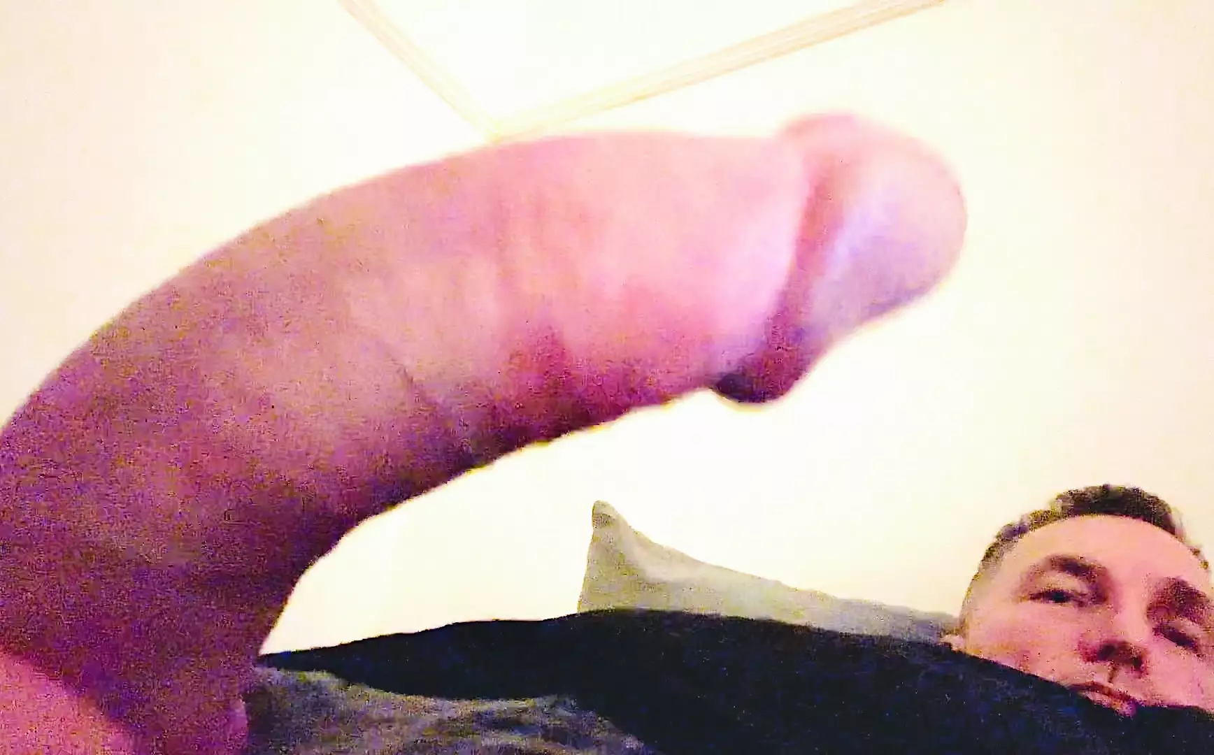 Man Shows His Penis: Gay Straight Guy Amateur Porn
