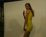 Me llamo Lucie. Soy una modelo exhibicionista rubia snapshot 3