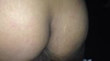 Geile nri GF reitet den Schwanz ihres Mannes im Auto snapshot 8