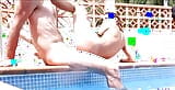 Formas de tener sexo en una piscina snapshot 15