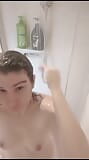 Beni duş alırken izle ve amcığımın tadına bak snapshot 5