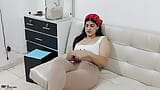 Sehr sexy kolumbianische Stiefmutter und Stieftochter ficken ihre Muschis und behalten ihre Geheimnisse - Porno auf Spanisch snapshot 1