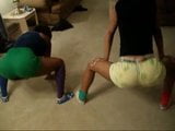 Hang n swang girls- silba mientras twerk snapshot 2