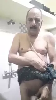 Older Man's Secret Under Lungi: Gay Asian Asian Porn | xHamster