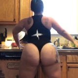 Thunda Claps Ass On Kitchen Table. Redbone Queen snapshot 3