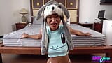 एशियाई लड़की गांड में वीर्य के लिए भीख मांगती है snapshot 6