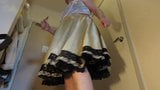 Sissy ray v sukni a spodničce (upskirt twirling) snapshot 3