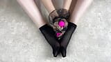 Acaricia los pies fetiche en calcetines de nylon negro con mi juguete sexual favorito snapshot 19