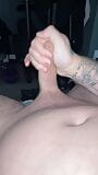 JOI et pipe, salope amateur britannique sexy entièrement habillée - femme cocu, dirty talk pendant que son mari est en train de jouer snapshot 10