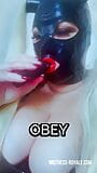 Submit to Me, slave. snapshot 3