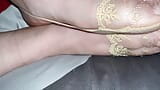 Amateur footjob voetfetisj sexy tenen snapshot 4