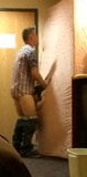 Hetero, Country-Burschen-Typ versucht schwulen Arsch im Motel Gloryhole snapshot 15