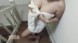 Risky sex, I drop my towel in front of delivery man, he starts fucking me snapshot 11