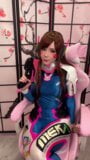 Tiktoker Mädchen Cosplay d.va von Overwatch und lutscht Schwanz snapshot 2