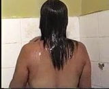 Milf fa il bagno snapshot 3