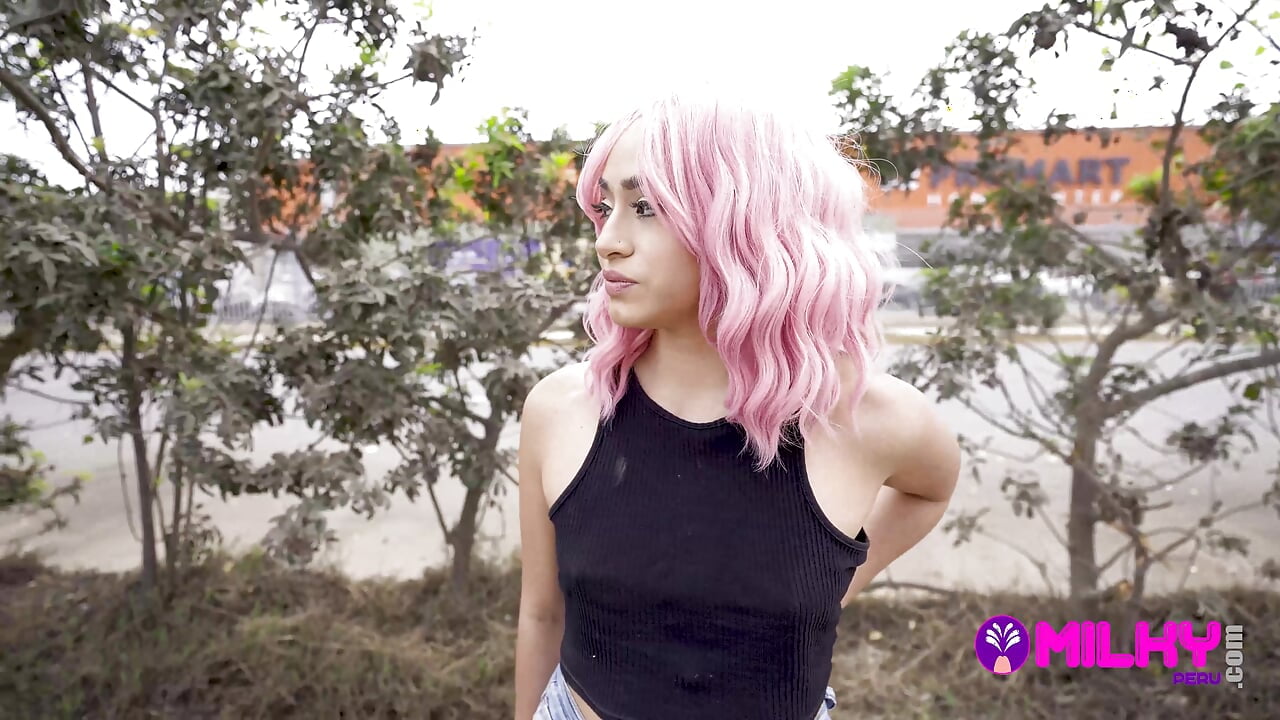 Sasha Is a Party Entertainer, Peruvian Meets Hot Challenges