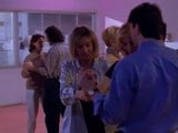 Alyssa milano - tempat melrose s06e21 snapshot 3