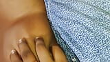 Video del ditalino e masturbazione della ragazza calda di mallu snapshot 8