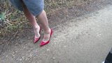 red pumps modeing snapshot 1