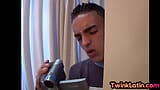 Selbstgedrehter latina-twink,voyeur beobachtet analsex beim wichsen snapshot 10