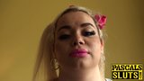 Rubia gordita con grandes tetas Saskia se masturba para Pascal snapshot 2