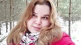 Jonge mollige Clarice zuigt geile lul in het bos, veel sperma op haar mooie gezicht en tieten snapshot 2