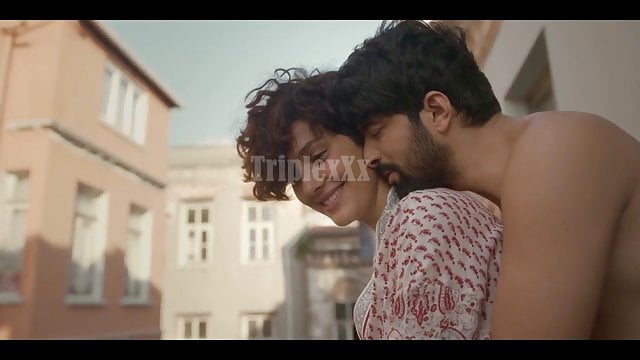 Two lives, one love story: Berguzar Korel and Merve Dizdar’s journey through heartbreak and triumph.