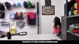 Shoplyfter - linda adolescente pequeña atrapada robando y follada snapshot 5