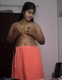 Chennai aunty nude exposing snapshot 1