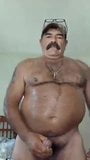 Maduro mexicano bigote tirones y corre snapshot 5