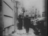 Para rucha się w nocy w parach (vintage z lat 50-tych) snapshot 3