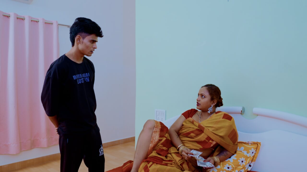 Femeile indiene desi bogate angajează un iubit futut cu o pulă uriașă în pizdă și vagin, șase pachete de băiat cu corp