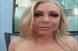 Britney Brooks ma duże cycki i połyka spermę snapshot 4