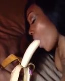 How Bananas Are Eaten In The Hood snapshot 2