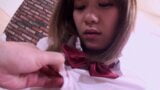 Japans amateur -schoolmeisje tiener met harige kut - creampie snapshot 3