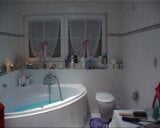 Junges Teen im Badezimmer gefilmt  snapshot 1