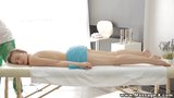 Massage x - Abreiben und tiefe Muschi necken snapshot 3