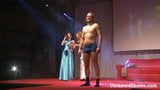 Geile stripper op zoek naar wat hete tijd op het podium snapshot 8